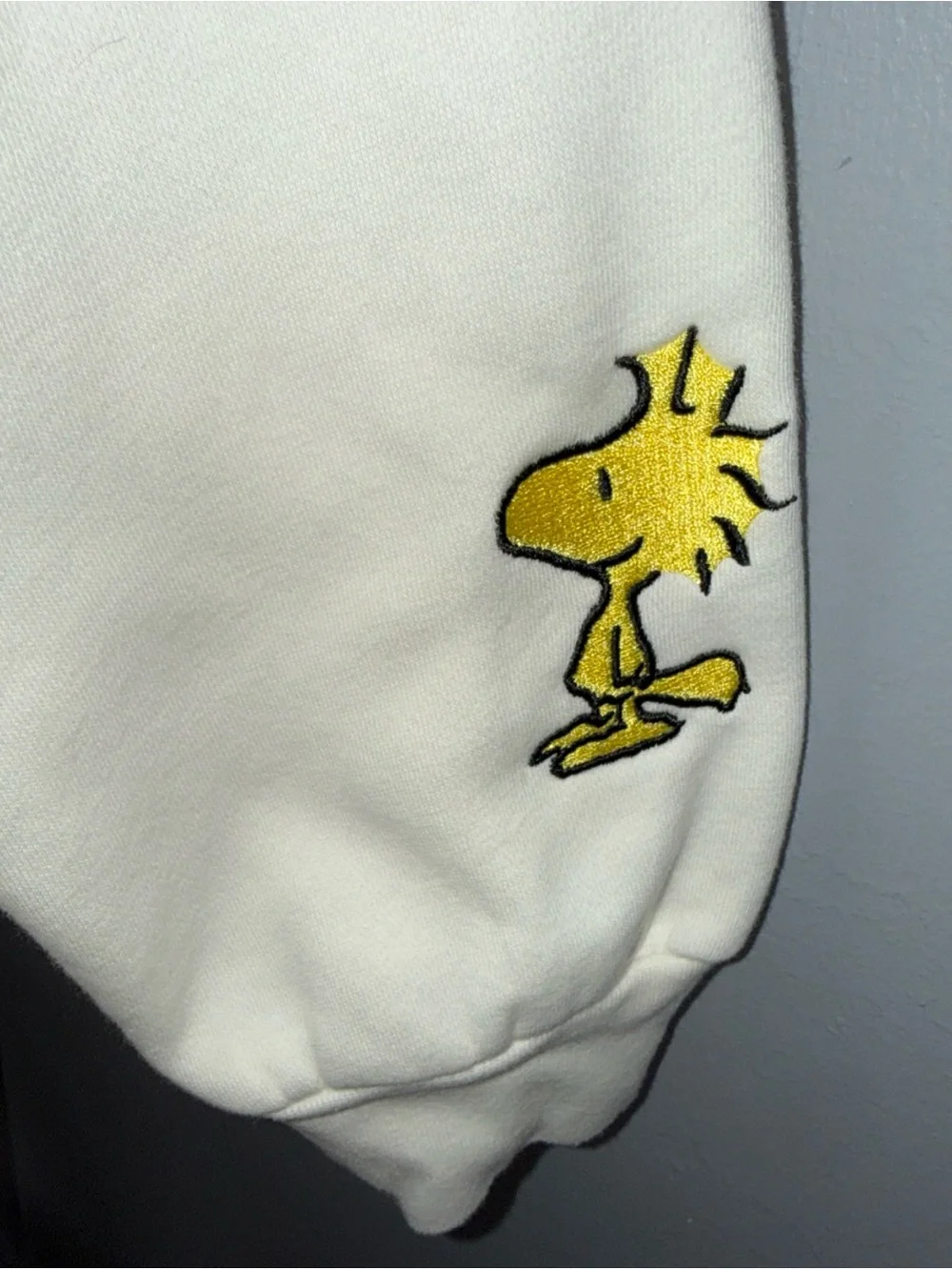 Peanuts Snoopy Embroidered Pullover Sweatshirt XL Ivory New York - Picture 3 of 8